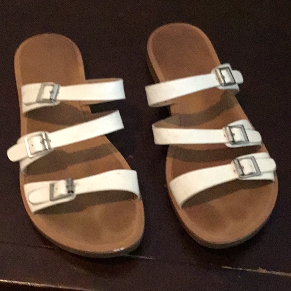 Used women sandals white with three straps size 9 in mint condition